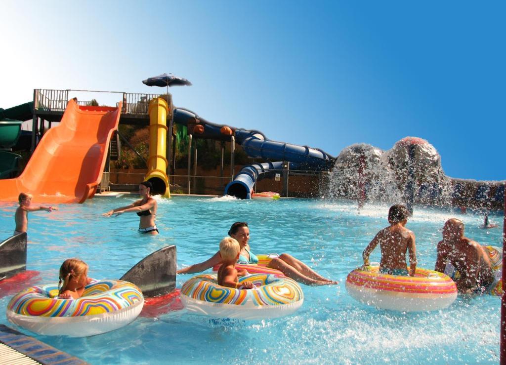 קאונופטרה Ionian Sea Hotel & Villas - Aqua Park מראה חיצוני תמונה